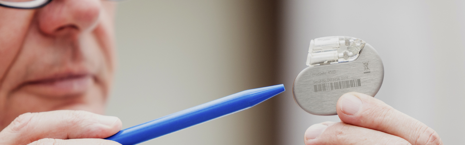 Industry-LifeSciences-banner-Medical-Pacemaker