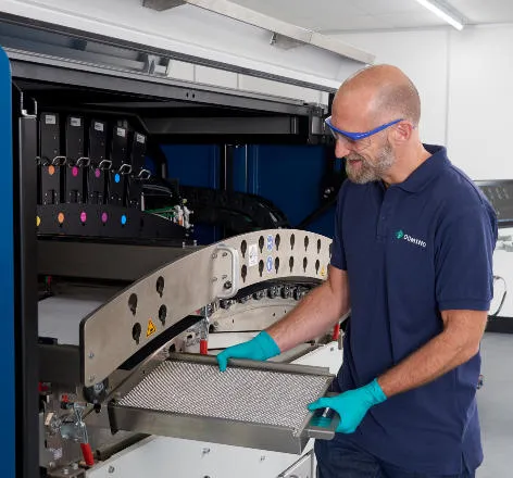 N730i press operator